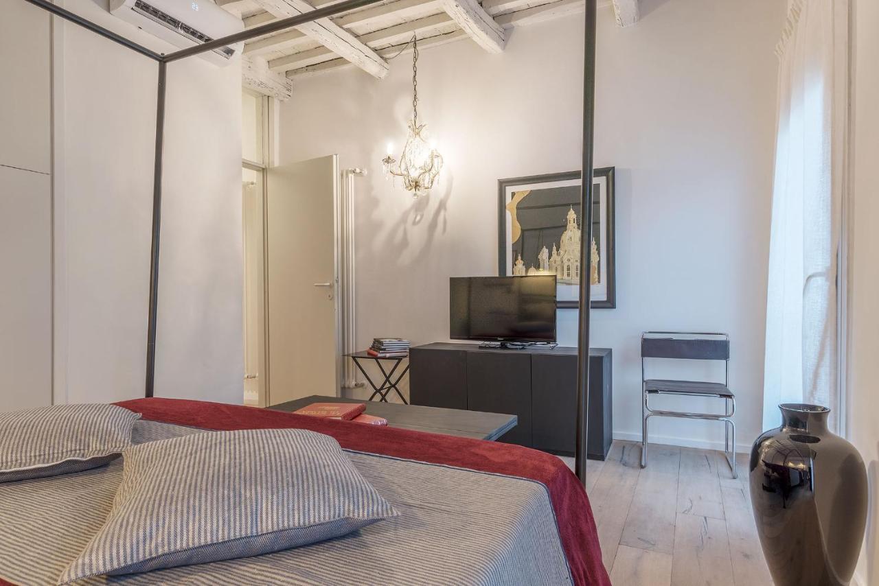 Colosseum Exclusive Duplex Рим Экстерьер фото